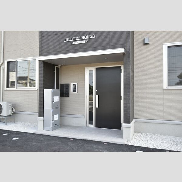 エントランス (エントランス)