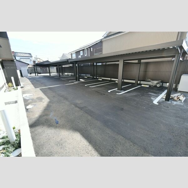 駐車場 (駐車場)
