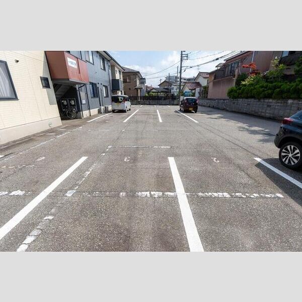 駐車場 (駐車場)