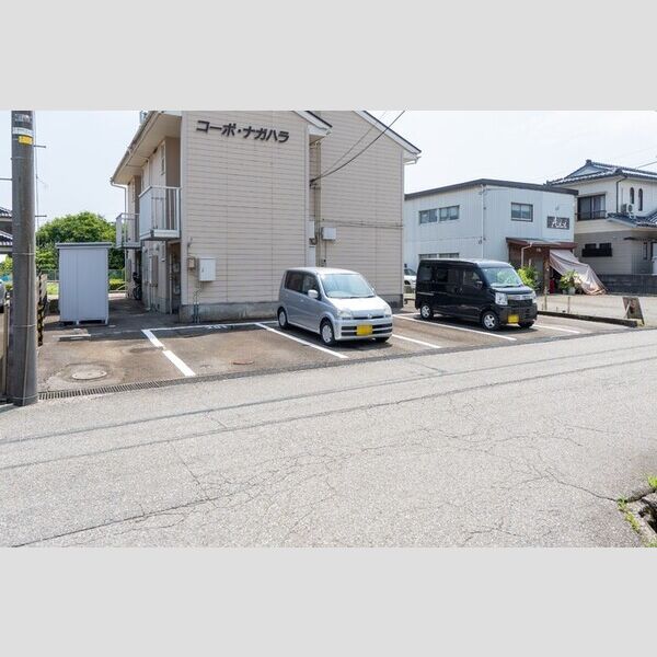駐車場 (駐車場)