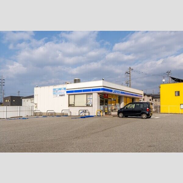 現地周辺 (ローソン滑川下梅沢店まで400m)