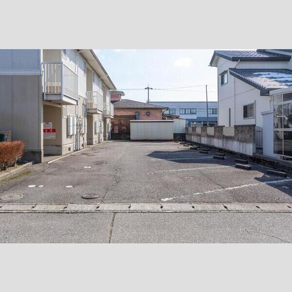 駐車場 (駐車場)