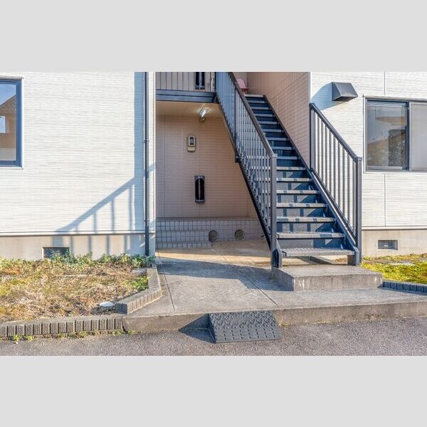 エントランス (エントランス)