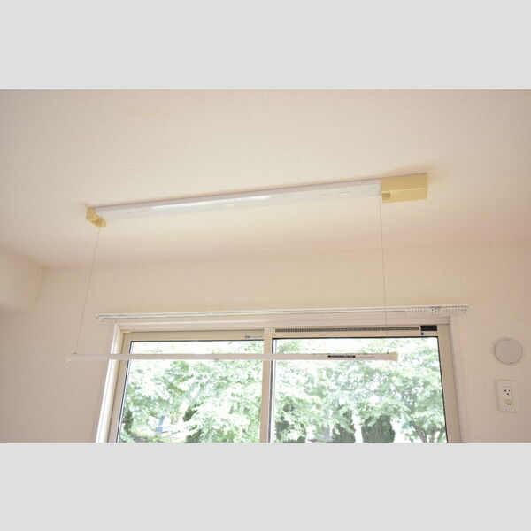 その他 (C205・室内物干し)