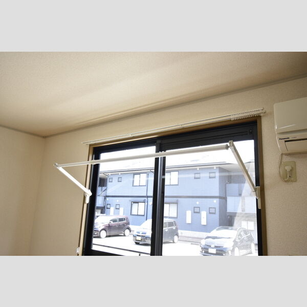 その他 (B105・室内物干し)