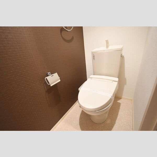 トイレ (102・トイレ)