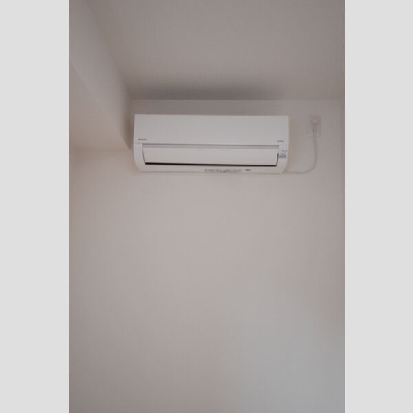 その他 (401 洋室エアコン)