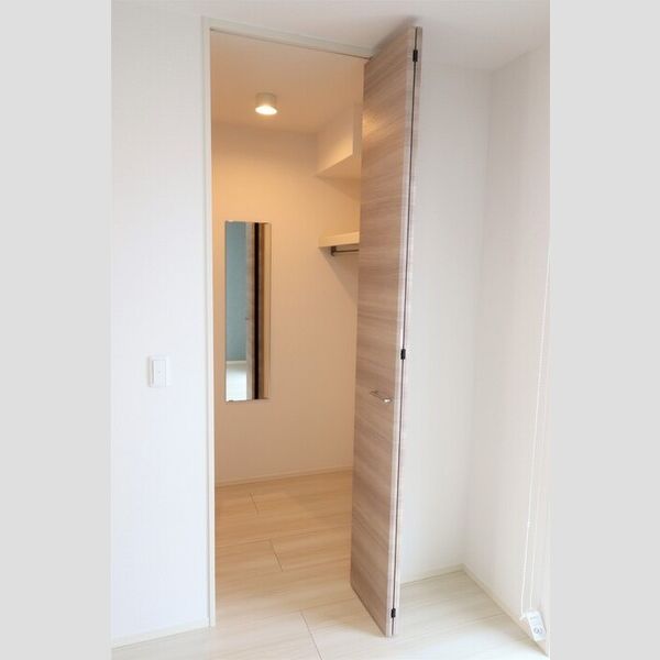 収納 (206　ウォークインクローゼット)