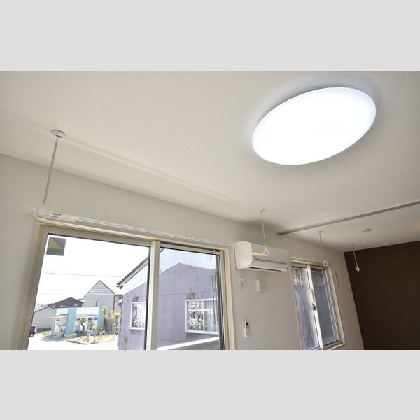 その他 (201・室内物干し金具)