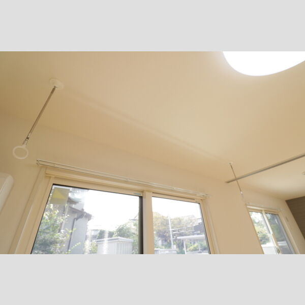 その他 (103・室内物干し竿棒)