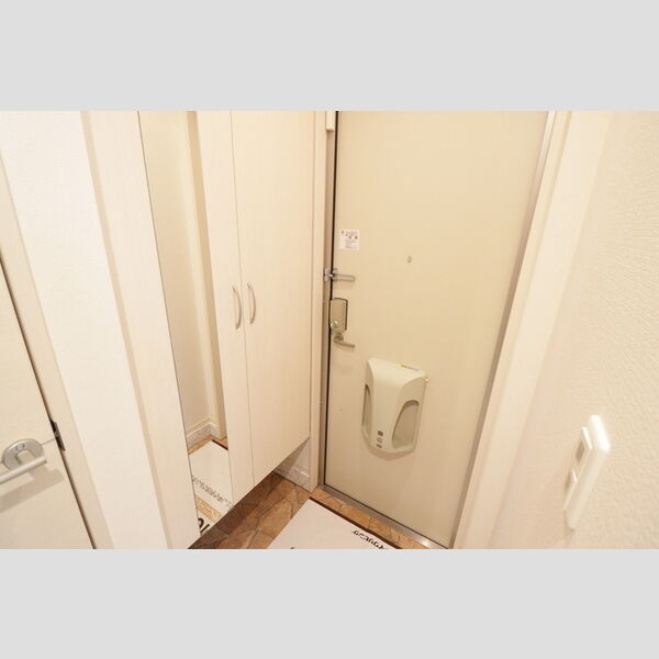 玄関 (103・玄関)