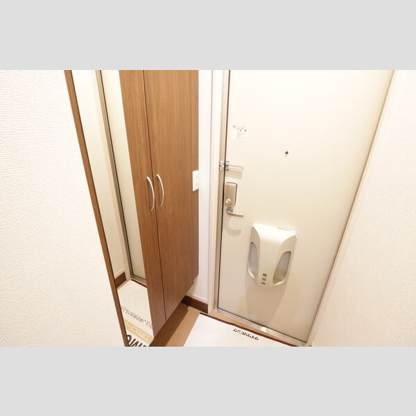 玄関 (B206・玄関)