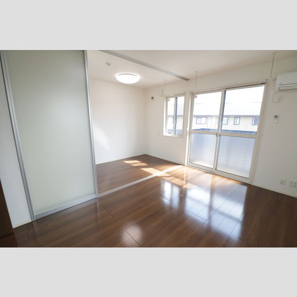 居室・リビング (LDK+洋室)