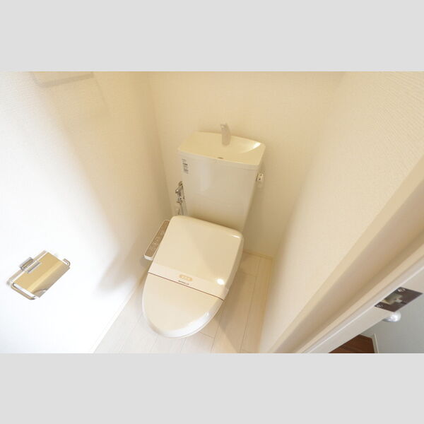 トイレ (B206・トイレ)