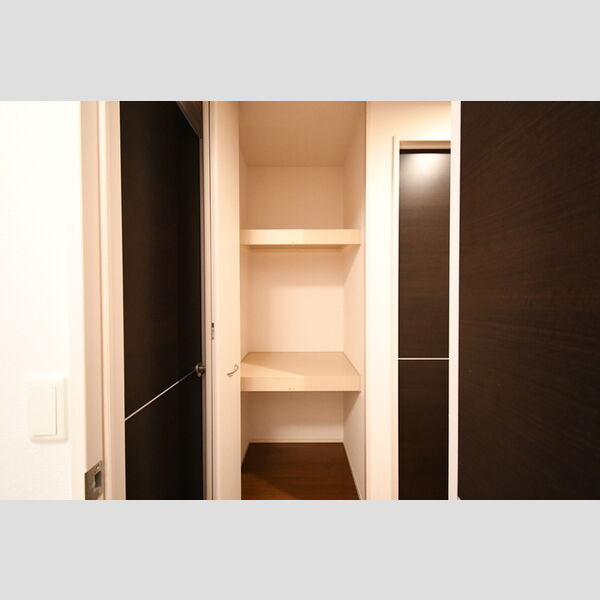 その他 (203・物入)