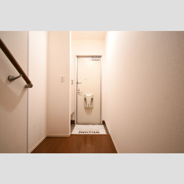 玄関 (203・玄関)