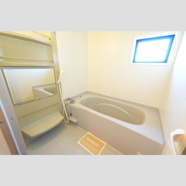 バス (A102・バス)