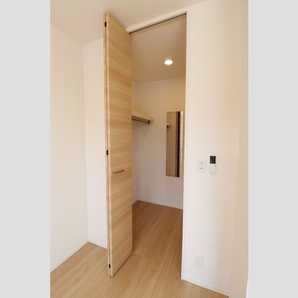 収納 (ウォークインクローゼット)