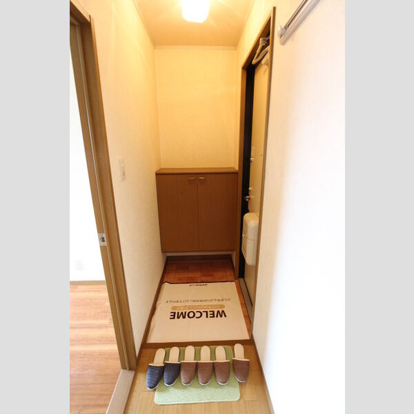 玄関 (C201 玄関)