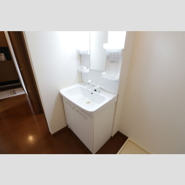 洗面所 (102・洗面所)