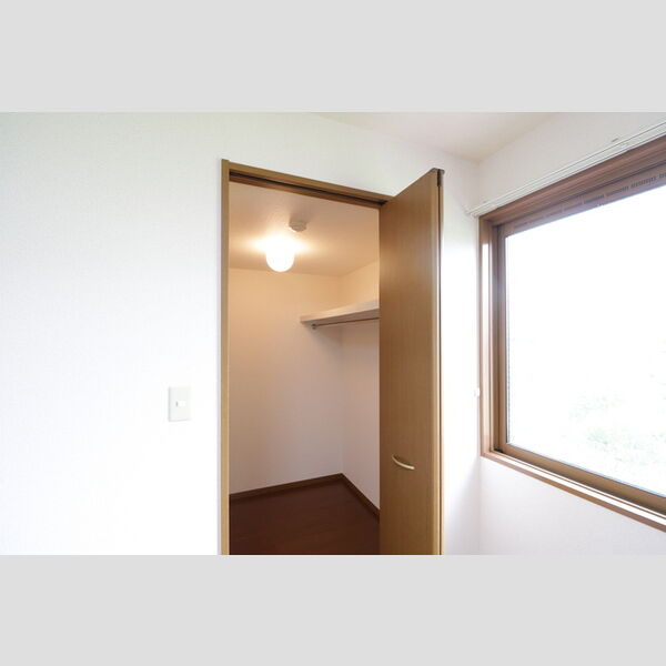 収納 (102・収納)