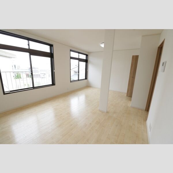 居室・リビング (202・洋室)