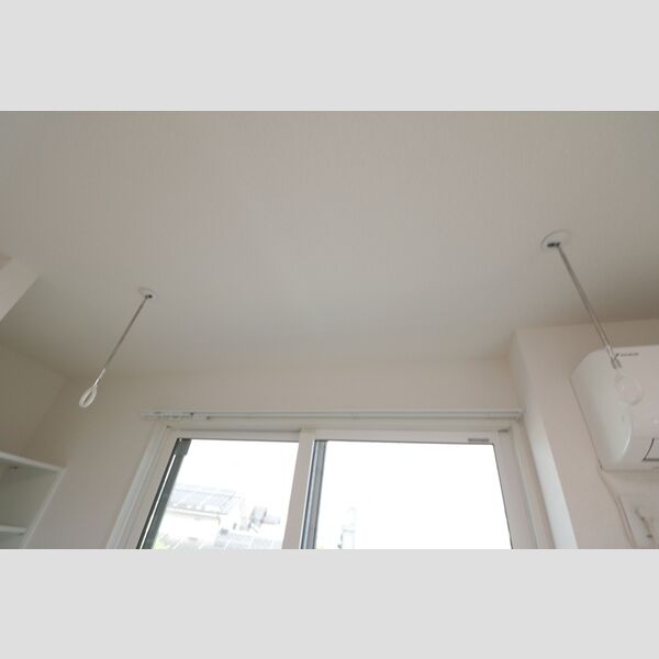 その他 (201・室内物干し竿棒)