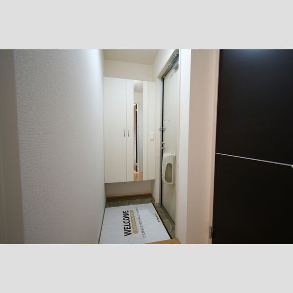 玄関 (203・玄関)
