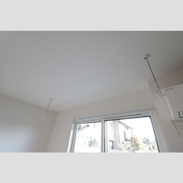 その他 (103・室内物干し竿棒)