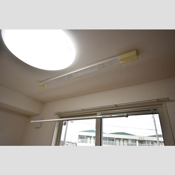 その他 (A102・室内物干し)