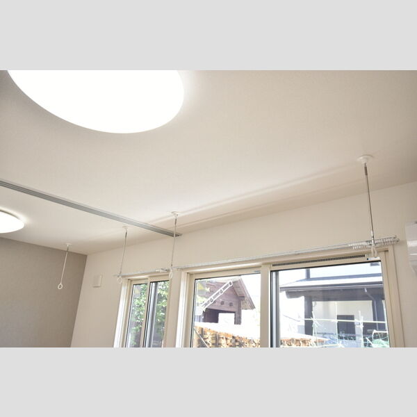 その他 (103・室内物干し金具)