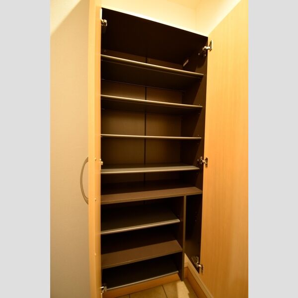 その他 (202・シューズボックス)