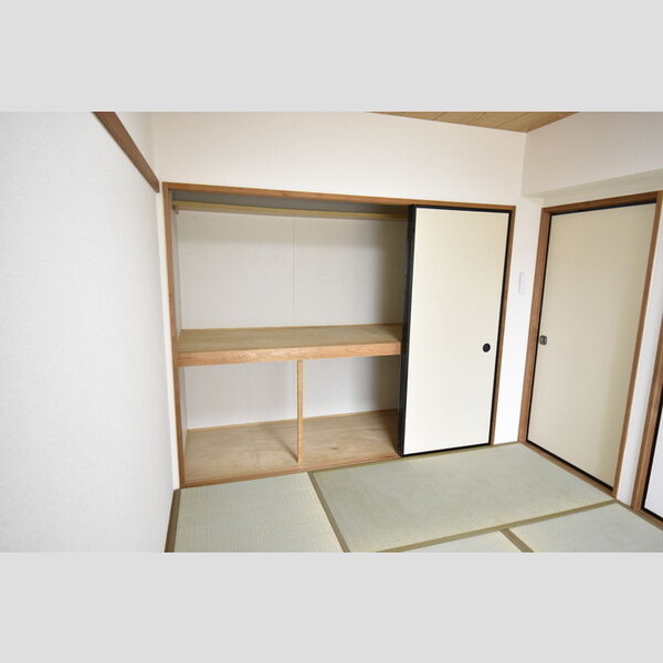 その他 (203・和室収納)