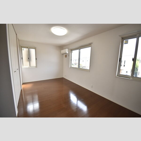 その他 (102・洋室)