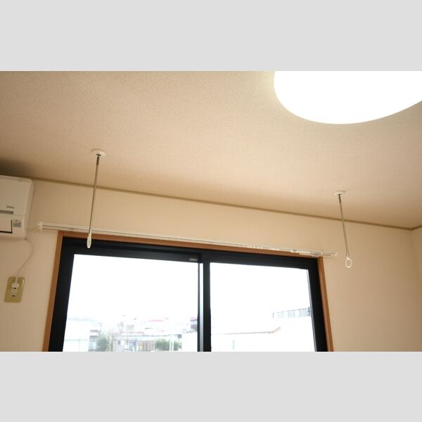 その他 (B103・室内物干し金具)