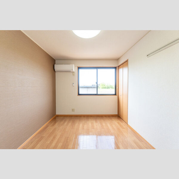 その他 (洋室)