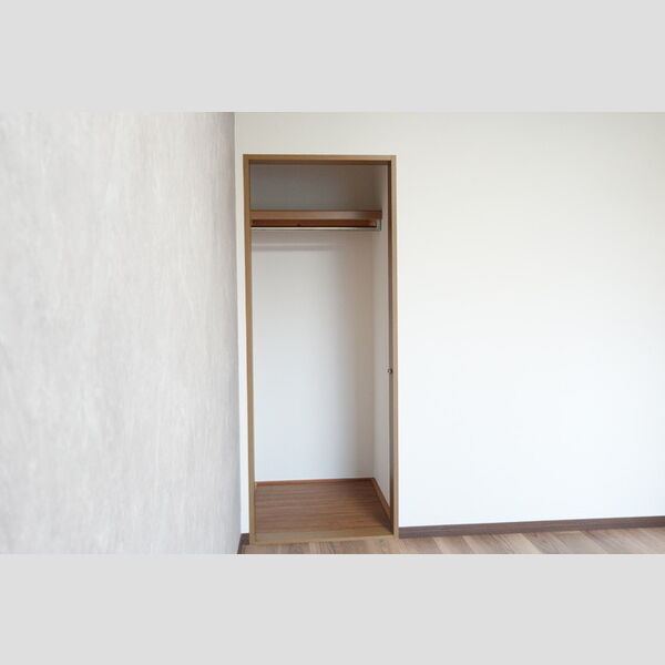 その他 (クローゼット)