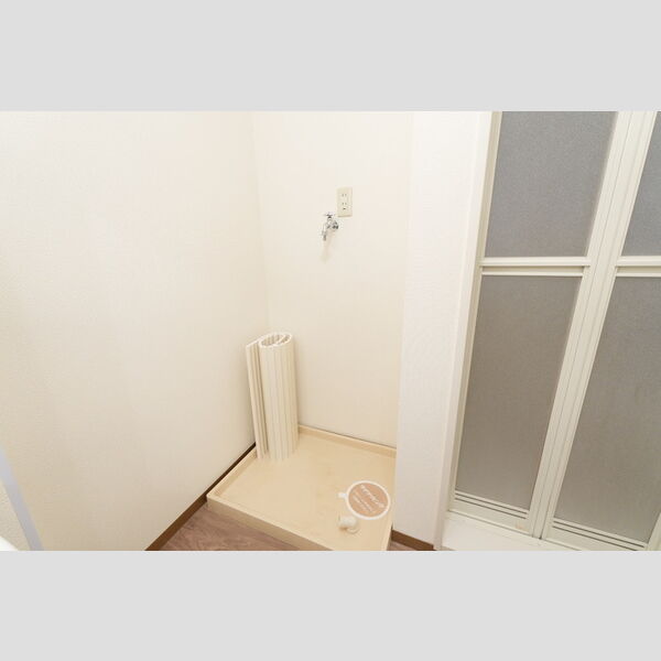 その他 (洗濯機置場)