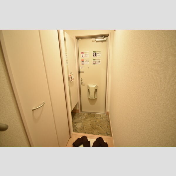 玄関 (206・玄関)