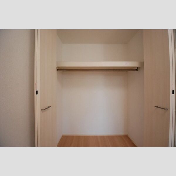 収納 (201　クローゼット)