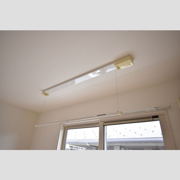 その他 (202・室内物干し)