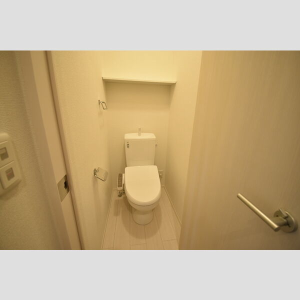 トイレ (101・トイレ)