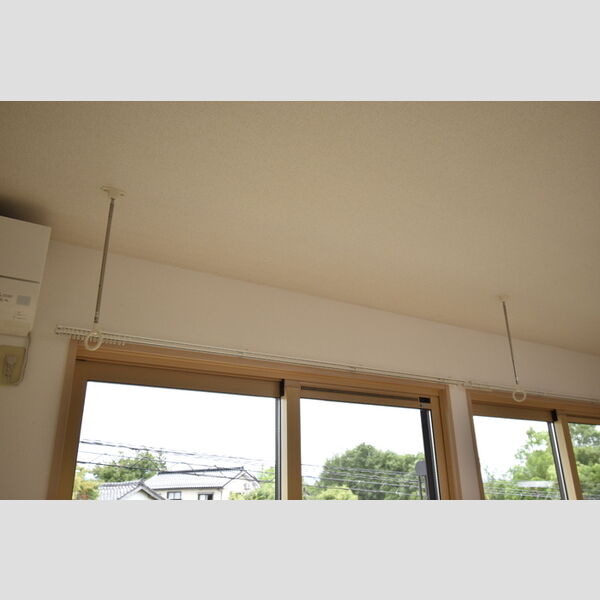その他 (B201・室内物干し金具)