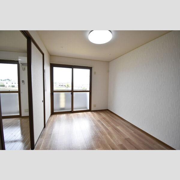 その他 (B202・洋室)