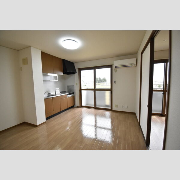 居室・リビング (DK)