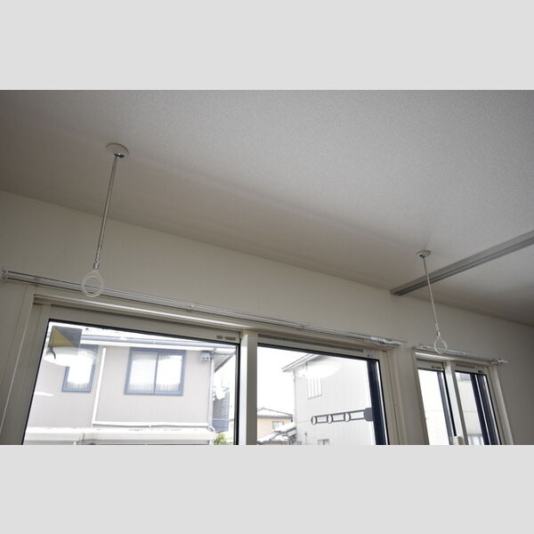 その他 (103・室内物干し金具)