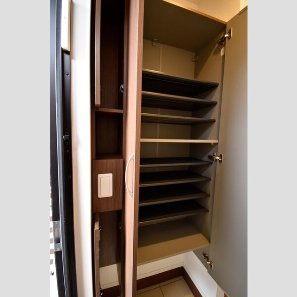 その他 (103・シューズボックス)