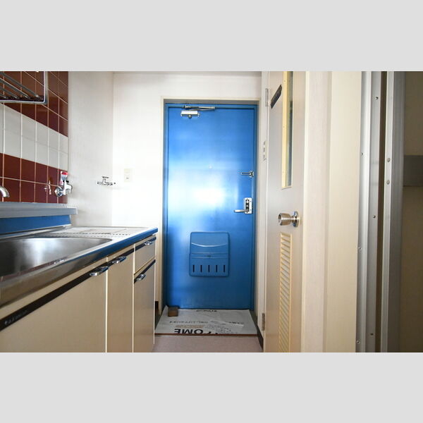 玄関 (306・玄関)