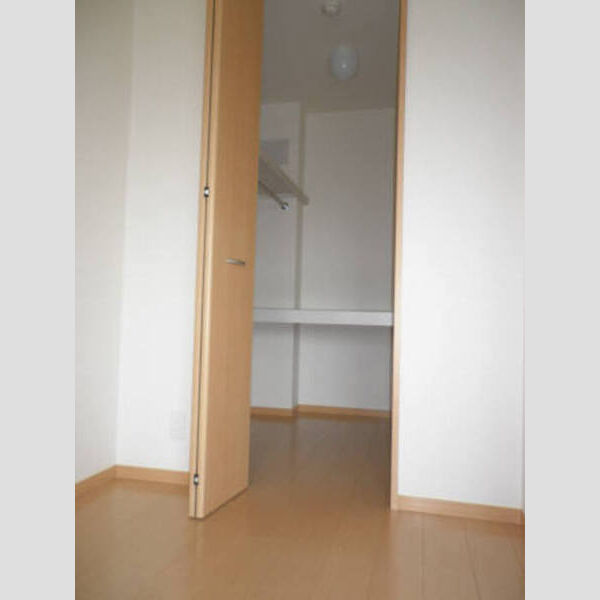 収納 (ウォークインクローゼット)