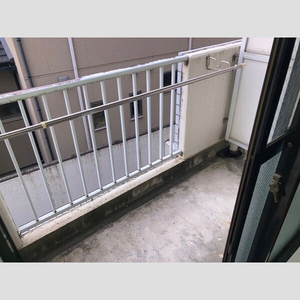 バルコニー・ベランダ (バルコニー)